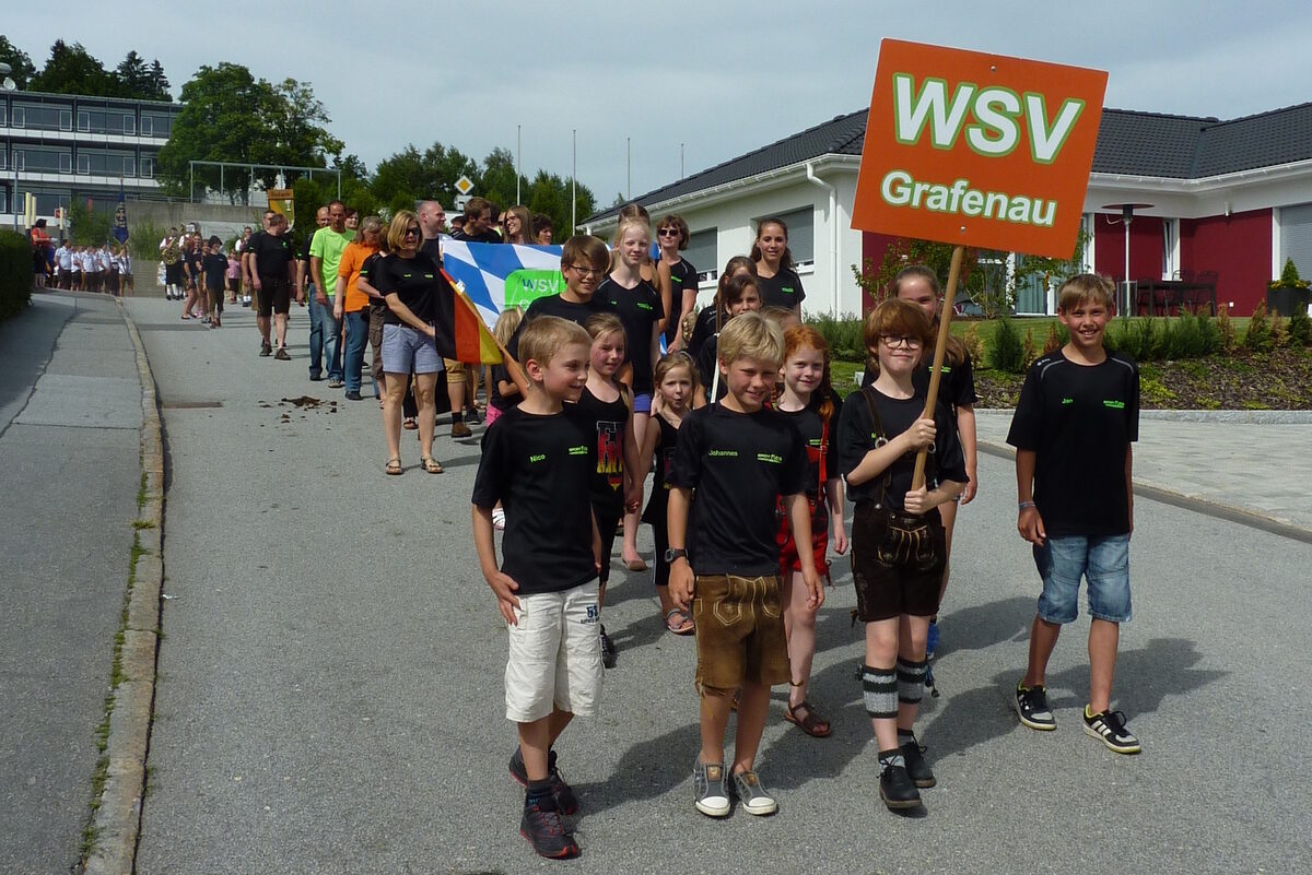Beitragsbild: Volksfestaufzug 2014