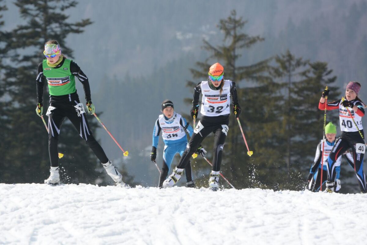 Beitragsbild: Grafenauerin Vroni Beck beim Biathlon-Ländervergleich auf Stockerl