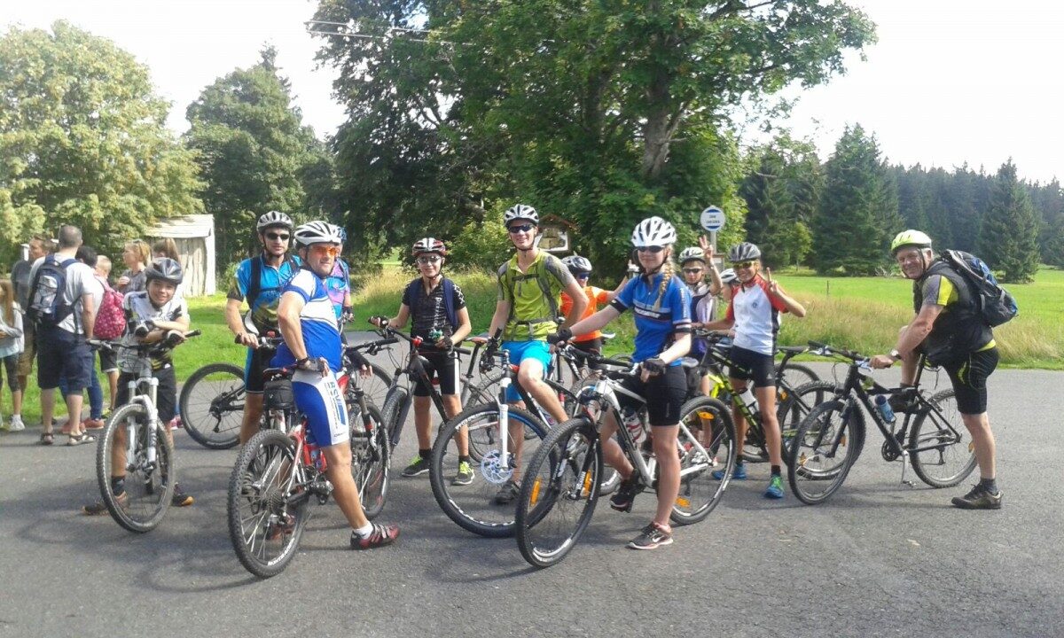 Beitragsbild: grenzüberschreitendes Trainingscamp des Skiclub Sumava und des WSV Grafenau